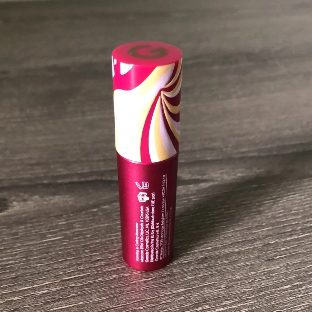 ❤️$7 NWT Grande Fanatic Fanning & Curling Mascara 2.5g